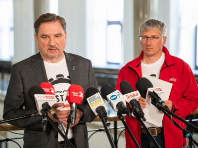 Piotr Duda złożył u Marszałek Sejmu projekt ustawy dotyczący emerytur stażowych
